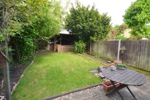 52 Howard Road, New Malden, KT3 4EA
