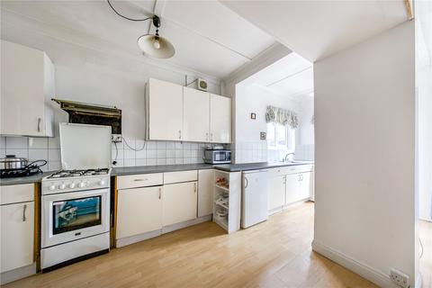 52 Howard Road, New Malden, KT3 4EA