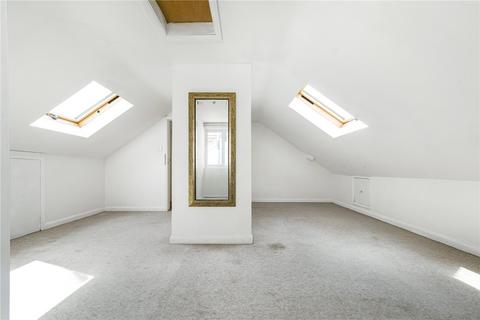 52 Howard Road, New Malden, KT3 4EA