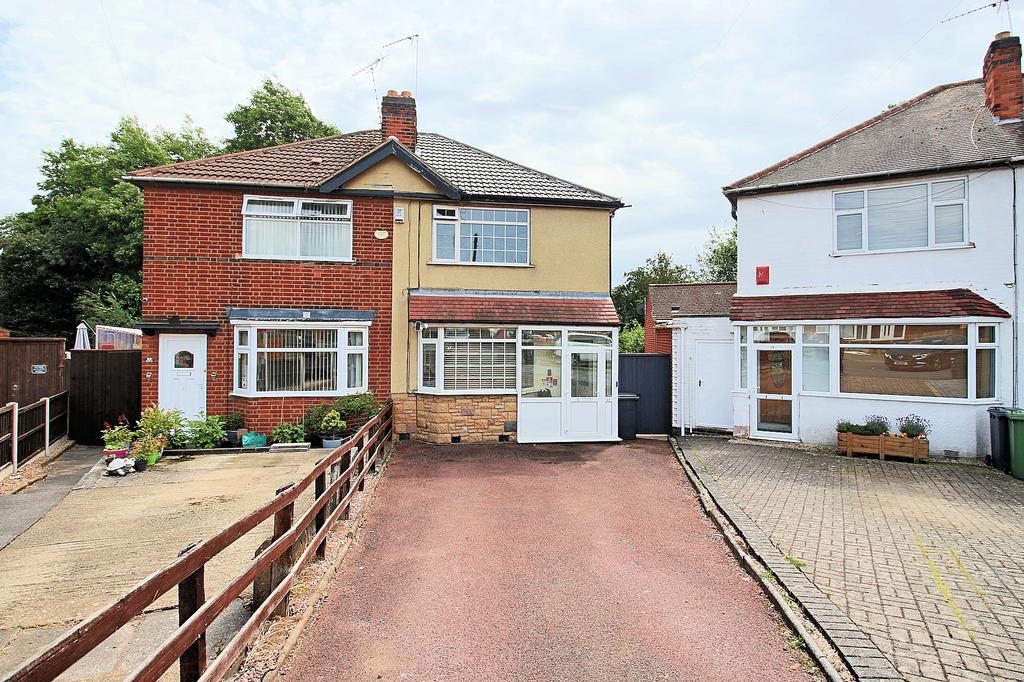Mavis Avenue, Leicester, LE3 3 bed semidetached house for sale £215,000