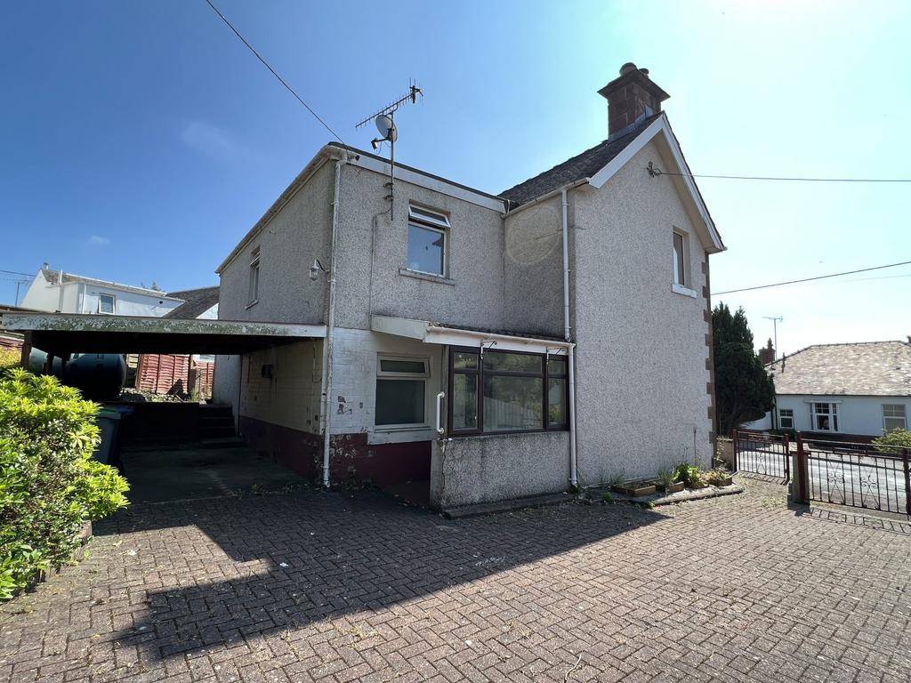 2 Dunmuir Road, Castle Douglas - Williamson and He