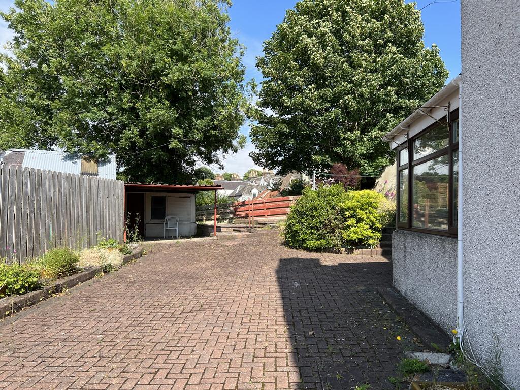 2 Dunmuir Road, Castle Douglas - Williamson and He