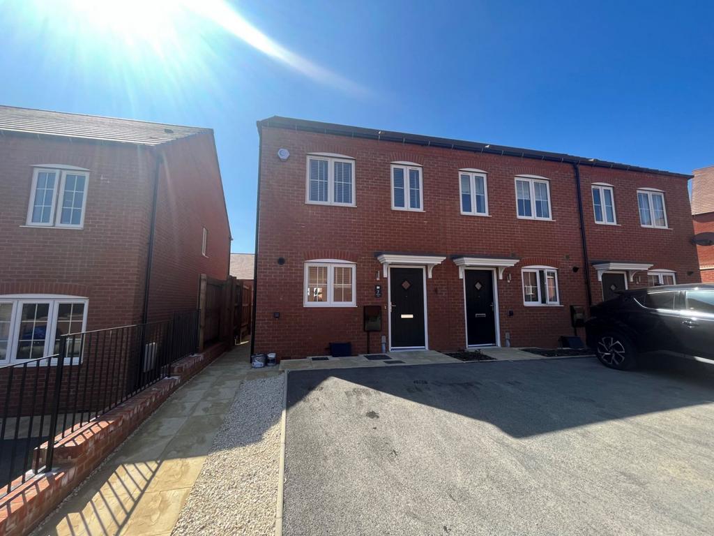 Chestnut Lane, Harpole, Northampton NN7 4GX 2 bed end of terrace house