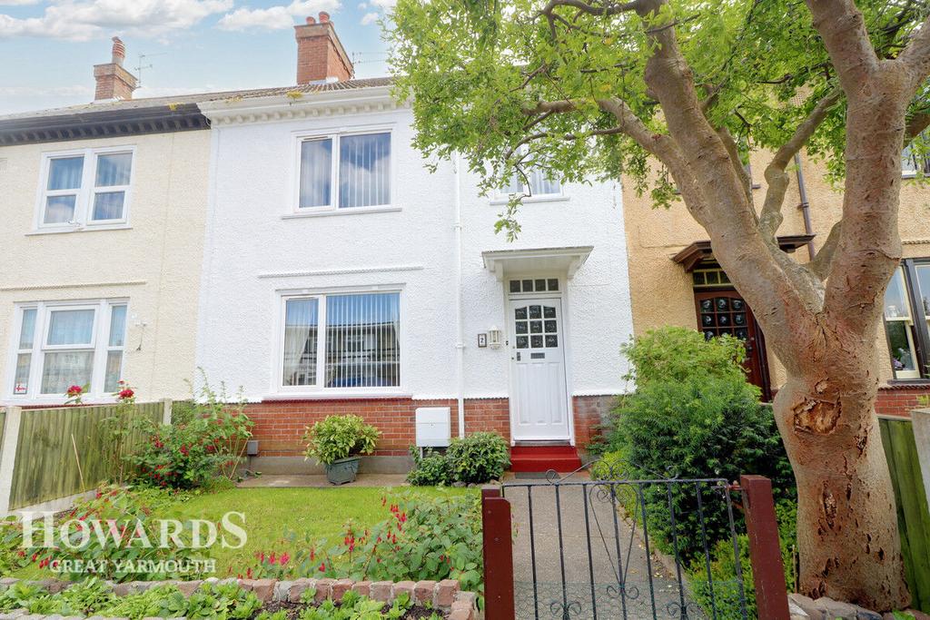 Tollgate Road, Great Yarmouth 3 bed terraced house for sale £210,000