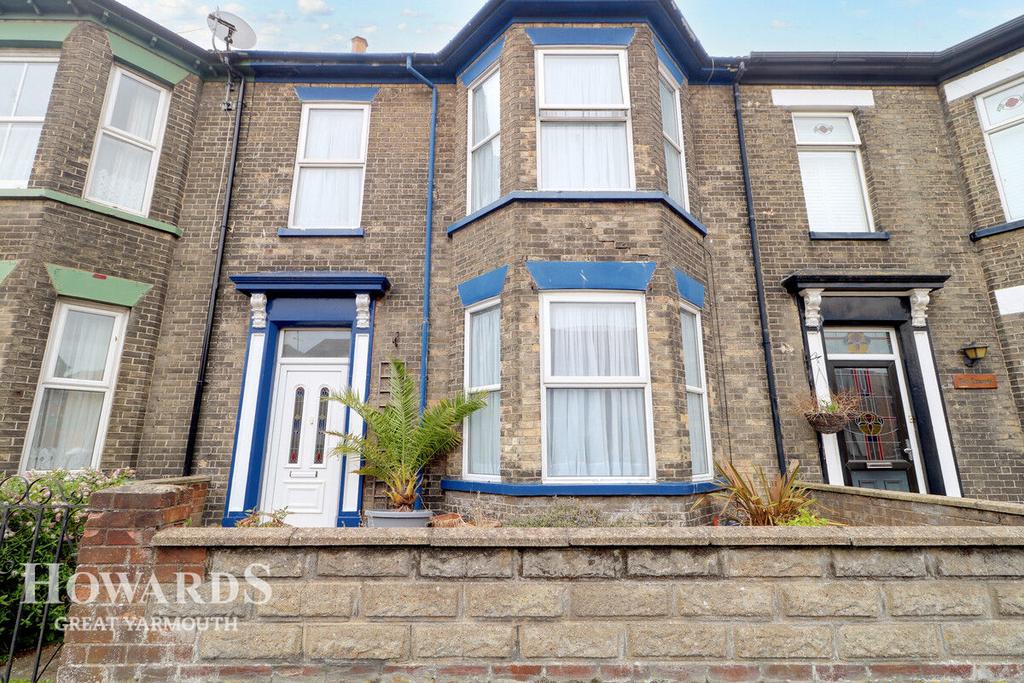 Euston Road, Great Yarmouth 5 bed terraced house £260,000
