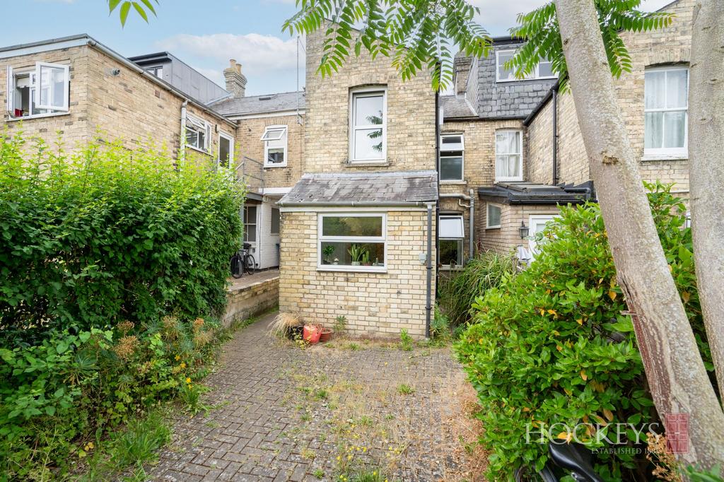 Priory Road, Cambridge, CB5 2 bed end of terrace house for sale £450,000