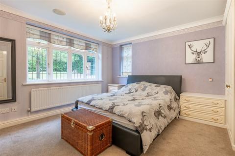 2 bedroom ground floor flat for sale - Wood End Drive, Barnt Green, B45 8JU
