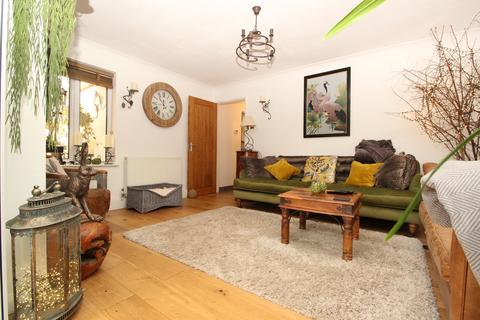 2 bedroom semi-detached bungalow for sale - Garston Lane, Blagdon