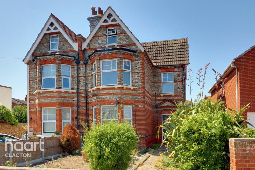 St Pauls Road, ClactonOnSea 6 bed block of apartments for sale £280,000