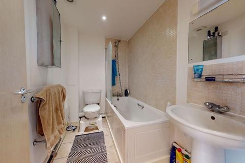 2 bedroom flat for sale, Wherstead Road, Ipswich, IP2