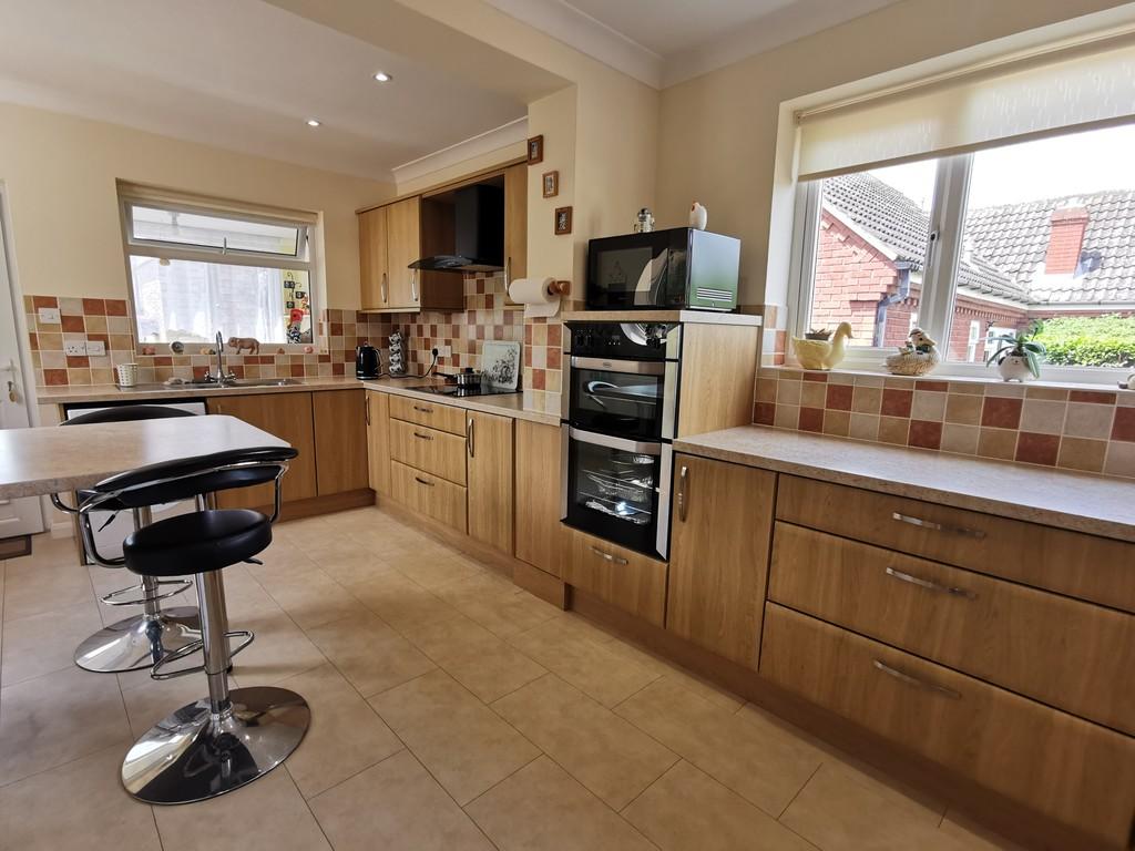 Church Road, Flixton, Bungay 3 bed detached bungalow for sale £425,000