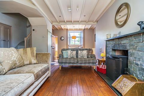 2 Queens Square, Bowness On Windermere, Windermere, LA23 3BY