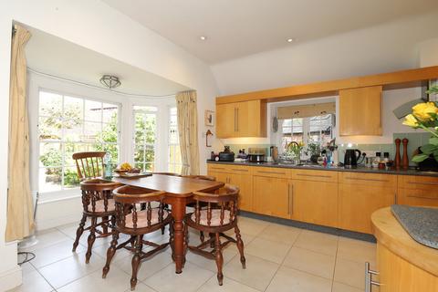 4 bedroom townhouse for sale, Quay Hill, Lymington SO41