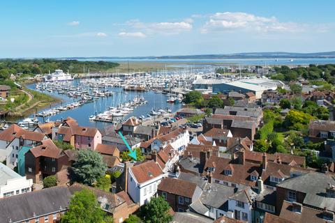 4 bedroom townhouse for sale, Quay Hill, Lymington SO41