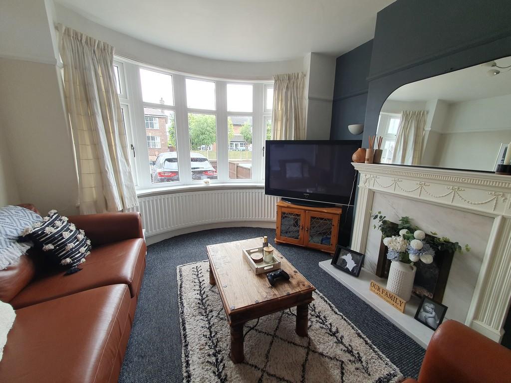 Middlewich Road, Rudheath 3 bed semidetached house for sale £225,000