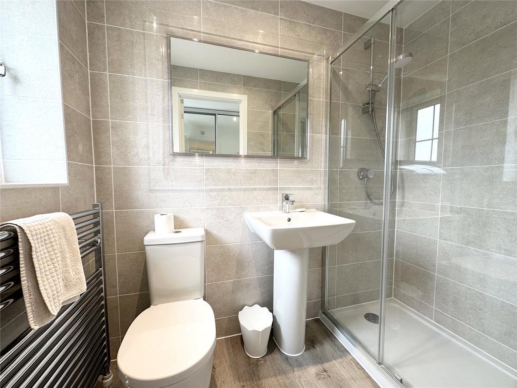 Ensuite