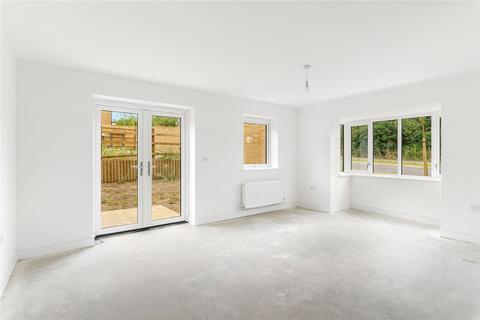 4 bedroom semi-detached house for sale, Leverett Way, Radwinter Road, Saffron Walden, Essex, CB10