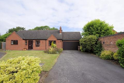 3 bedroom detached bungalow for sale, Holly Bush Close, Netherseal