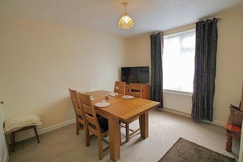 3 bedroom semi-detached house for sale - Stonesby Avenue, Leicester