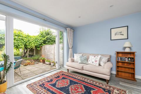 25 Monks Road, Hyde, Winchester, SO23 7EQ