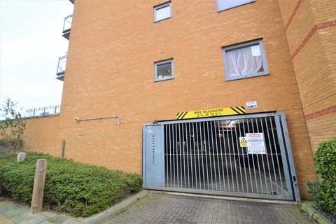 124 Tideslea Path, London, SE28 0NA