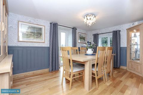 4 bedroom cottage for sale, WEST HATCH