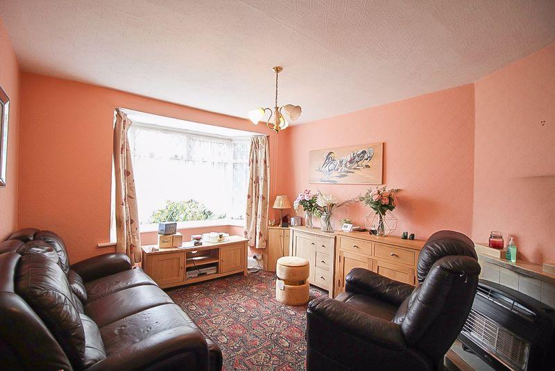 Moseley Road, Bilston, WV14 6JF 3 bed semidetached house for sale £