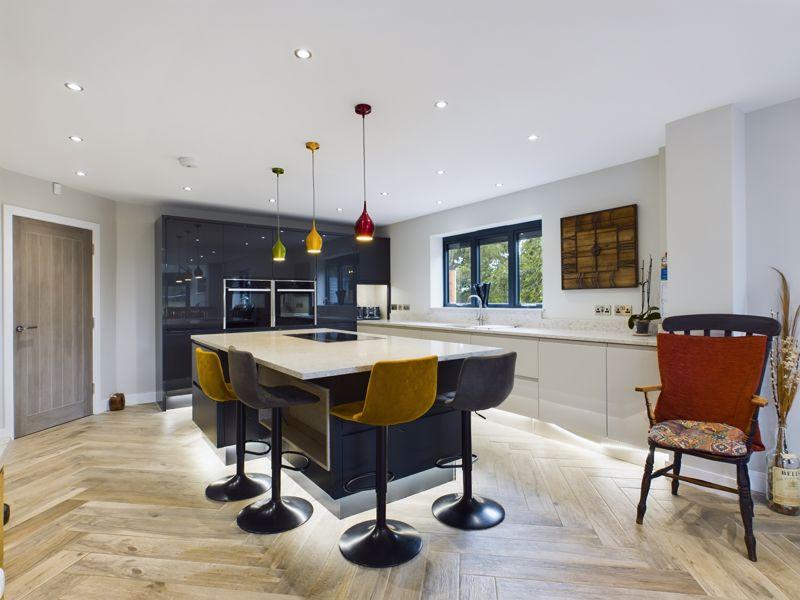 Kitchen dining room