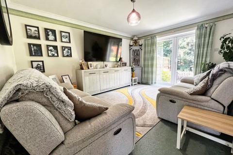 22 Briary Way, Brackla, Bridgend, CF31 2PT