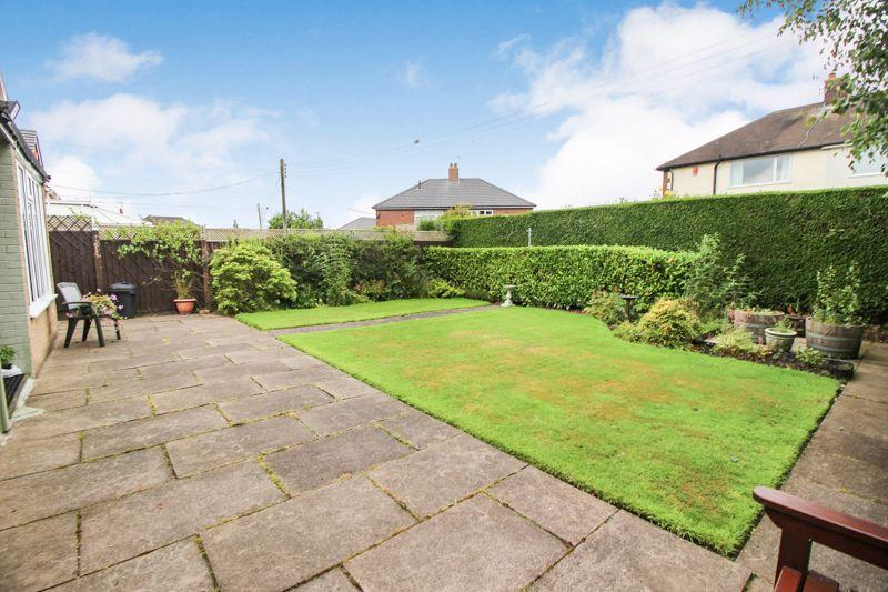 Cellarhead Road, Werrington, Staffordshire, ST9 3 bed detached house