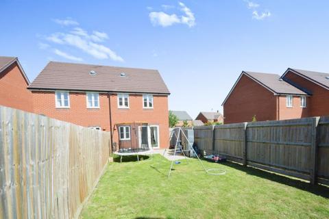 32 Ceres Road, Blunsdon, Swindon, SN26 8AF