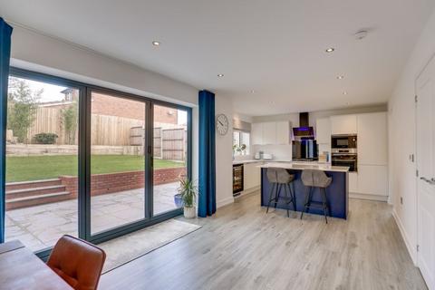 65 Pool Hill Road, Dawley, Telford, TF4 3AS