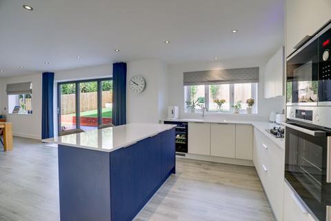65 Pool Hill Road, Dawley, Telford, TF4 3AS
