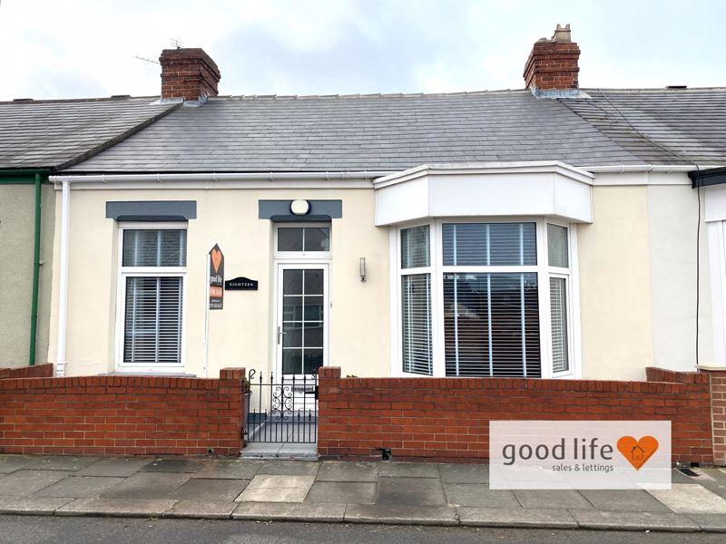 Queens Crescent, Sunderland SR4 3 bed terraced house £695 pcm (£160 pw)