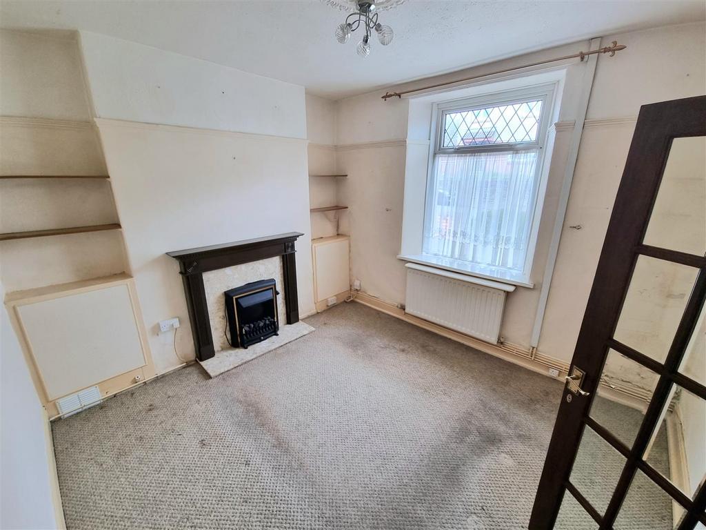 Frederick Place, Llansamlet, Swansea 2 bed semidetached house for sale