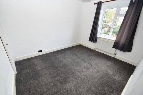 3 bedroom house to rent, Guildford GU2