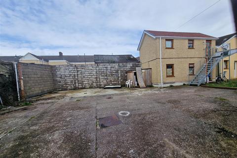 5 bedroom block of apartments for sale - Windsor Road, Neath