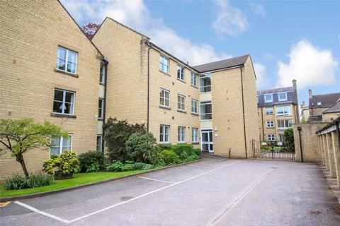 2 bedroom apartment for sale, Mullings Court, Cirencester, Gloucestershire, GL7