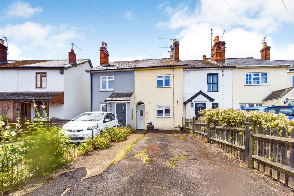 Armour Road, Tilehurst, Reading, Berkshire, RG31 3 bed terraced house