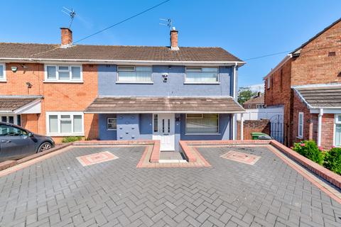 3 bedroom end of terrace house for sale - Clevedon Road, Llanrumney, Cardiff. CF3
