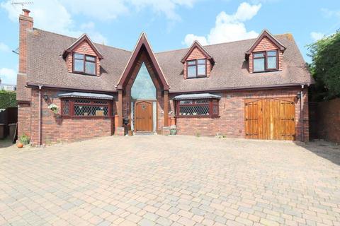 4 bedroom detached house for sale, The Firs, Wigmore Lane, Stopsley, Luton, Bedfordshire, LU2 8AA