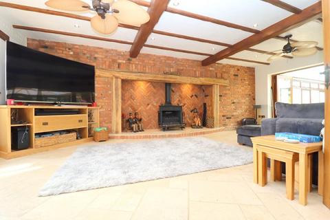 4 bedroom detached house for sale, The Firs, Wigmore Lane, Stopsley, Luton, Bedfordshire, LU2 8AA