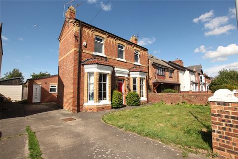 5 bedroom detached house for sale - Sycamore Road, Linthorpe