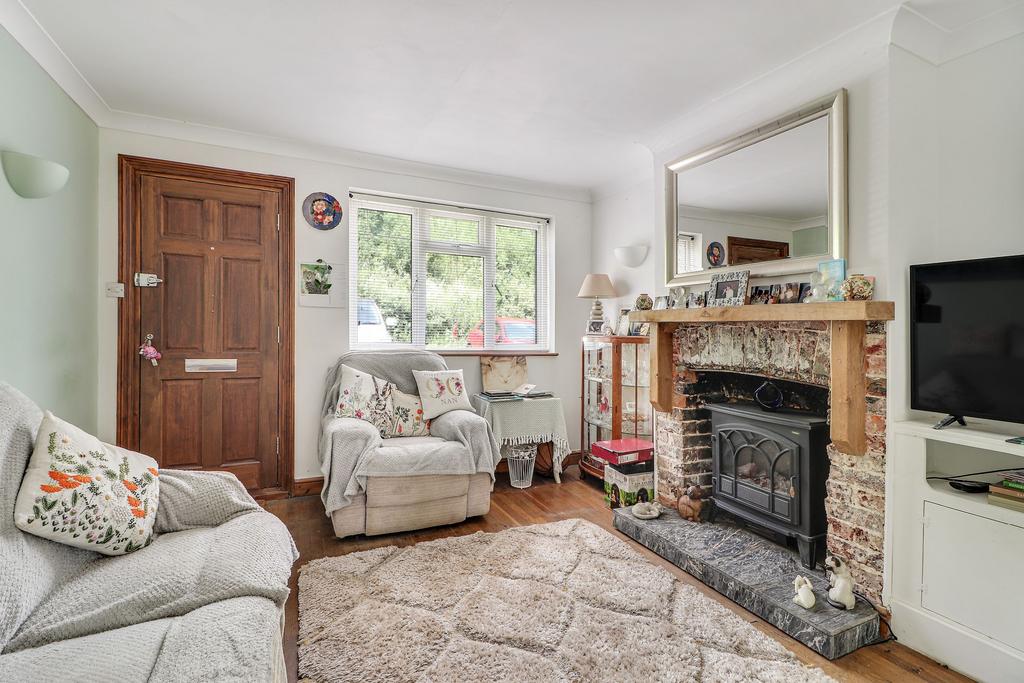 Sunnyside, Edenbridge 2 bed terraced house £325,000