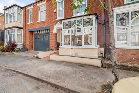 5 bedroom terraced house to rent, Kingsley Road