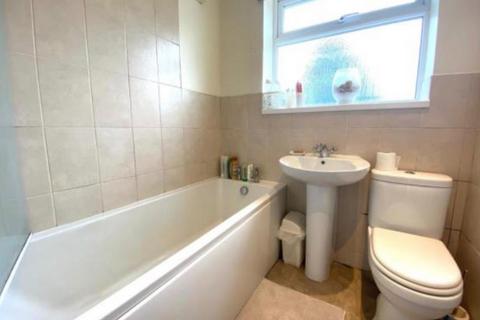 25 Canberra Road, Walsall, WS5 3NH
