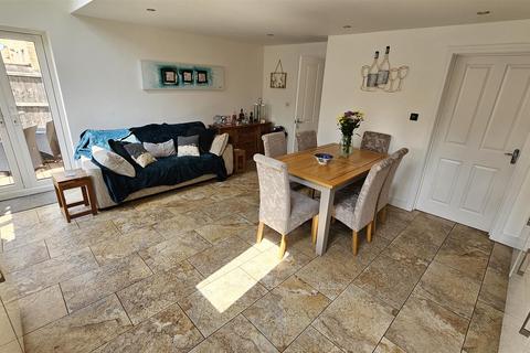 26 Anson Road, Newton, Nottingham, NG13 8ZJ