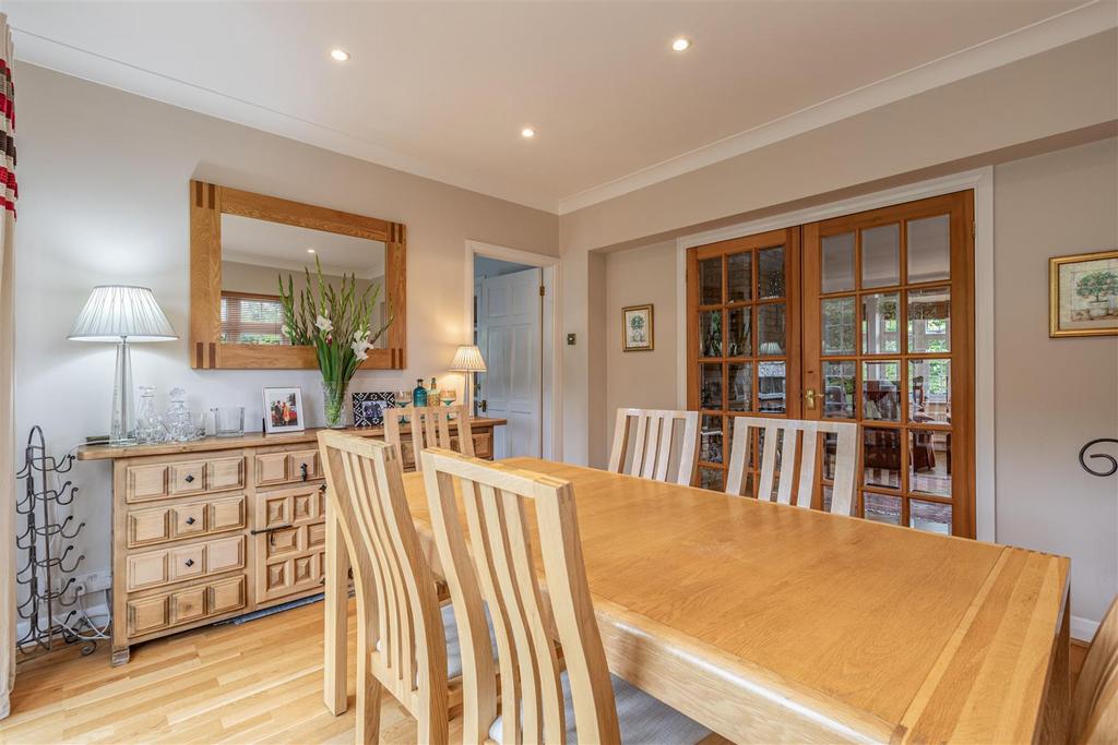 144 Brox Road, Ottershaw, KT16 0 LQ   13.jpg