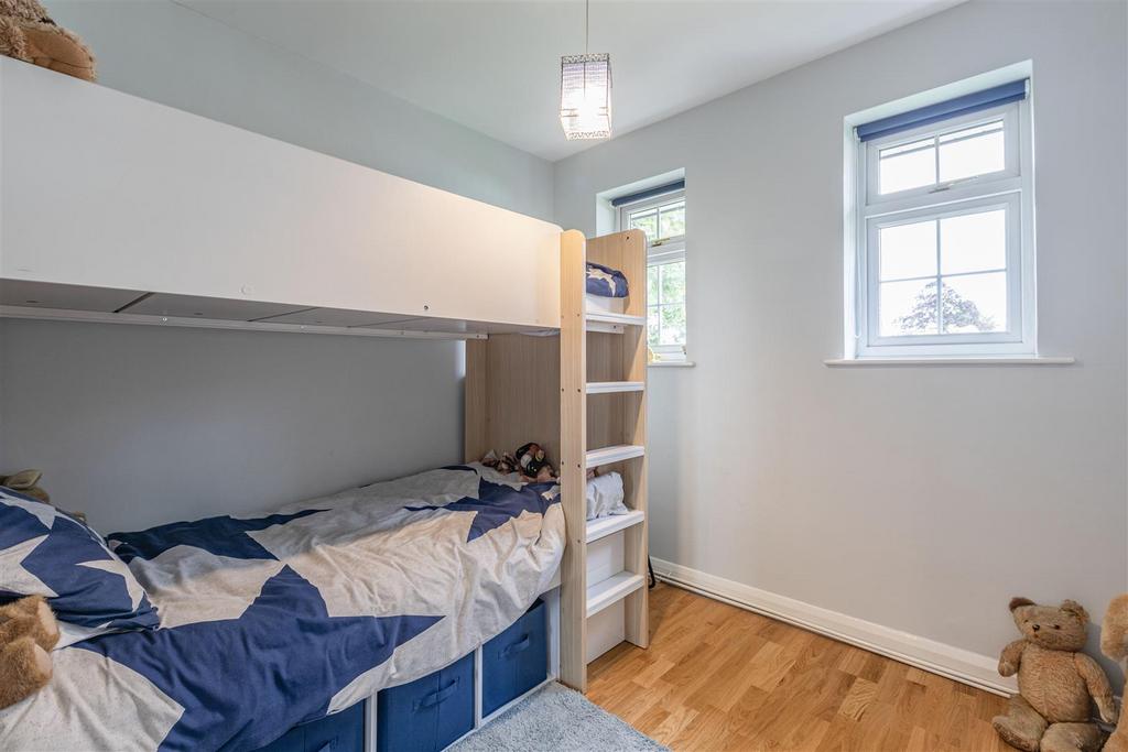 144 Brox Road, Ottershaw, KT16 0 LQ   27.jpg