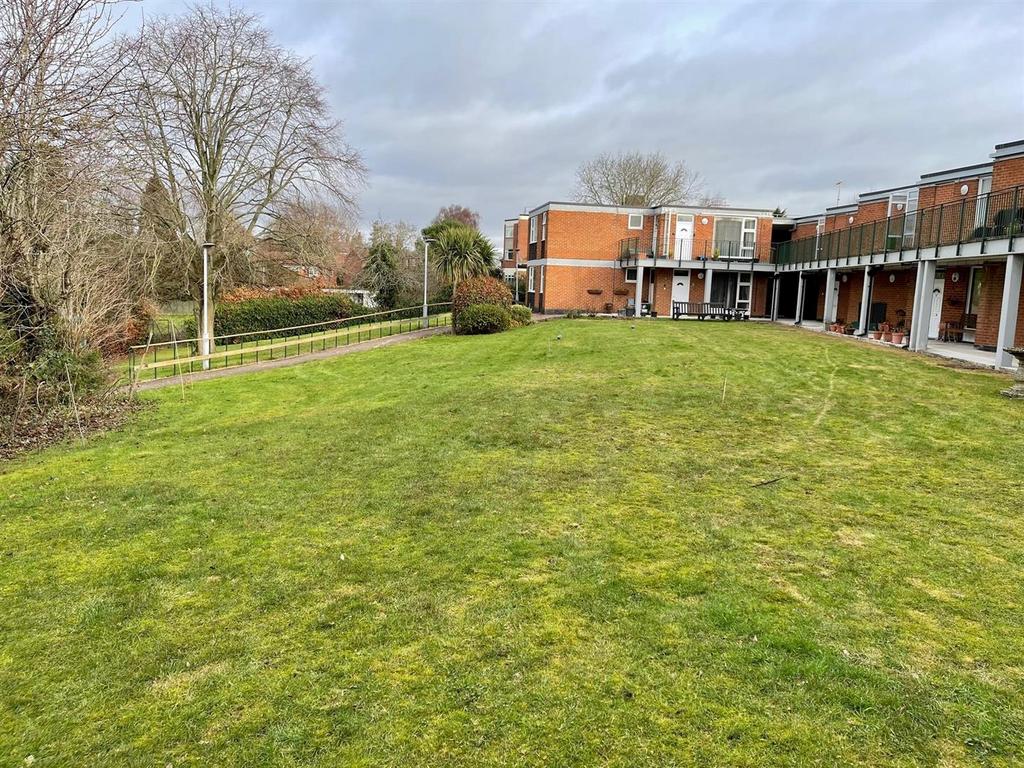 Communal gardens